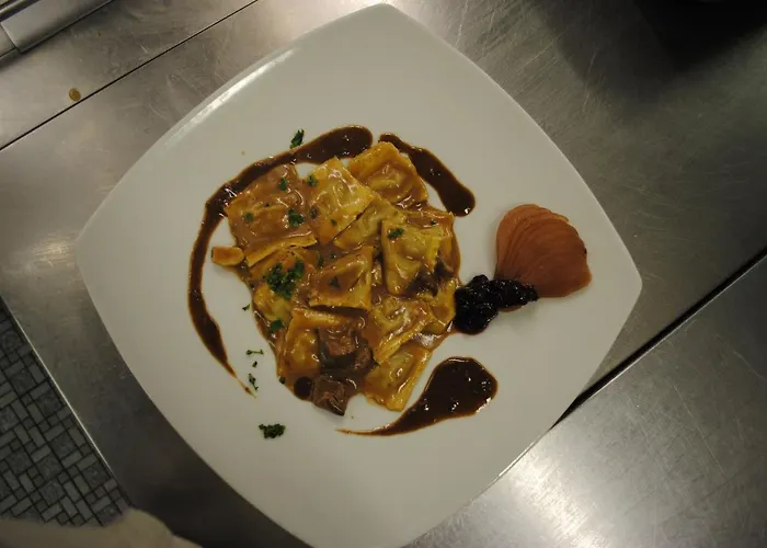 Corona Otel Bregaglia